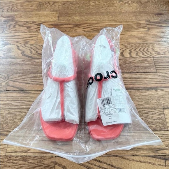 CROCS Vibrant Coral Sandals - Picture 4 of 5